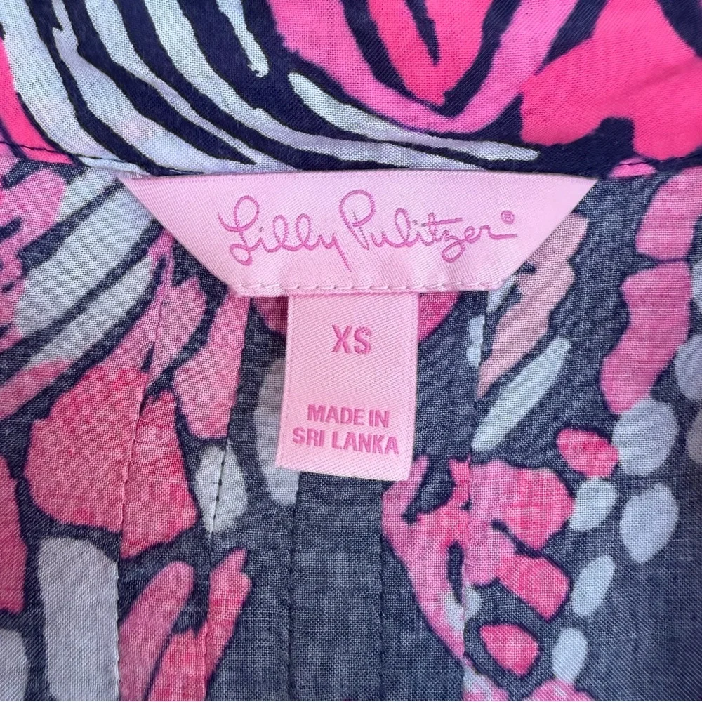 Lilly Pulitzer Sarasota Tunic Top Bright Pink Navy Jungle Print XS - Picture 4 of 7